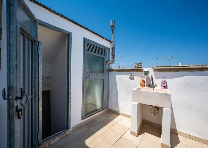 Dimora Degli Archi - Elegante Con 2 Terrazzi בית נופש אוסטוני